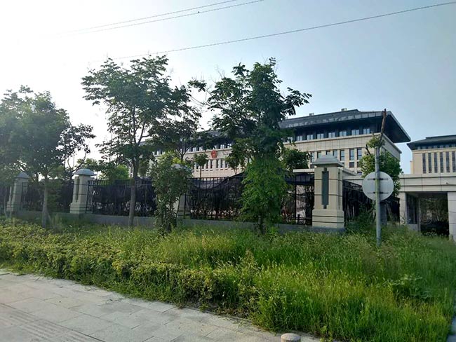 龙湖区政府╱院墙护栏